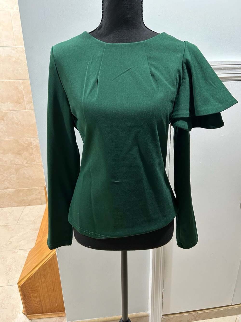 SHEIN Ruffle Sleeve Top Size L Green Long Sleeve